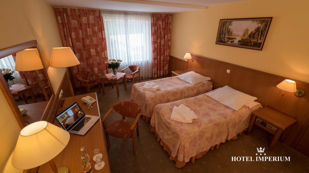 بيشتنا Hotel Imperium المظهر الخارجي الصورة